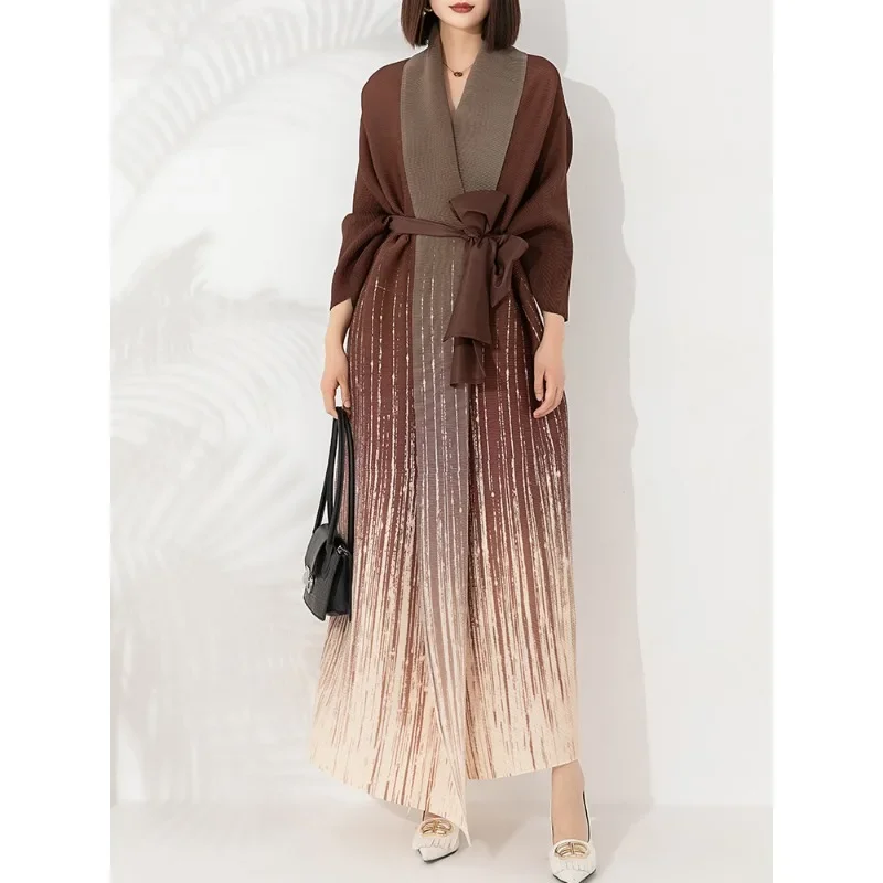 ยุโรปสหรัฐอเมริกายาว Trench Coat Miyake ผู้หญิง PLUS ขนาดแฟชั่นหลวมการพิมพ์สง่างาม Classy Holiday เสื้อผ้า