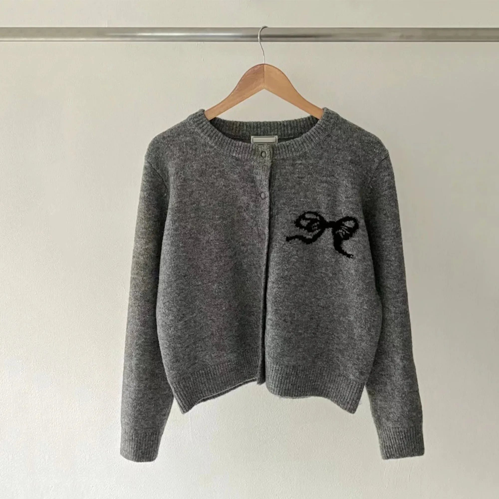 Cardigan Korea Chic Bow Embroidery Knitted Cardigans Fashion Single Breasted O-neck Sweater Knitwear Coat  2024 Spring Autumn