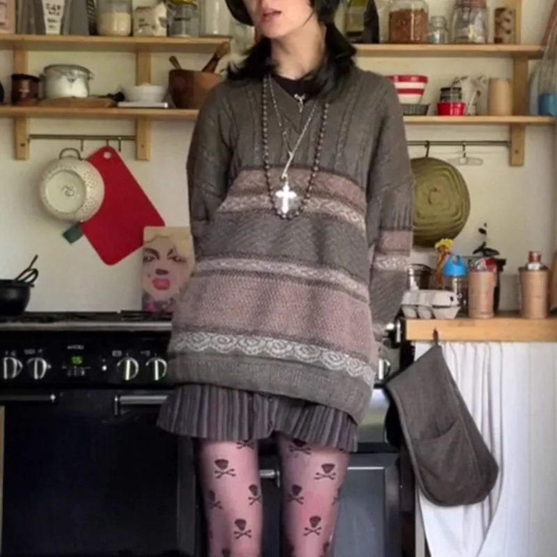 

Европейско-Американская мода, осень-зима, новый полосатый свободный повседневный вязаный свитер с v-образным вырезом и длинными рукавами, с цветными блоками