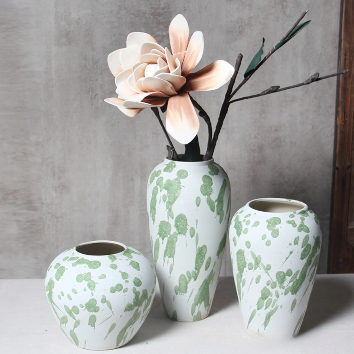 

Jingdezhen Ceramic Vase Retro European Style Flower Pot for Living Room Desktop Hydroponic Succulent