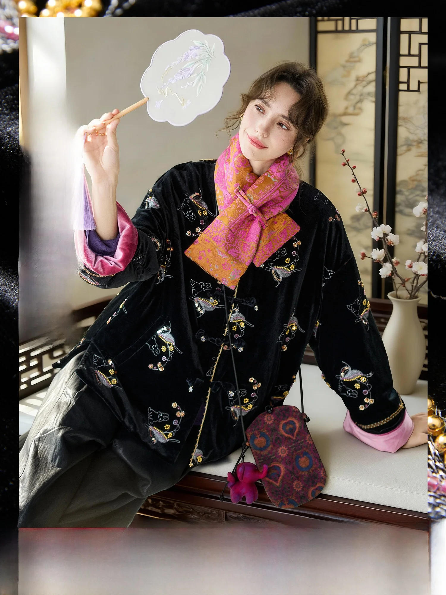 

Женская теплая куртка из китайского шелкового бархата с вышивкой и пайетками, простой повседневный стиль, длинный рукав