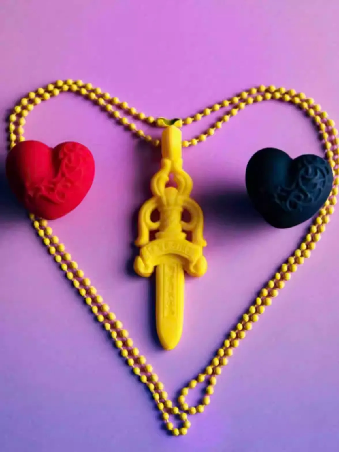 

Tokyo injuku Limited 20th Anniversary Resin Heart Vine Nelace ex Titanium Steel Bead Chain Faion Jewelry