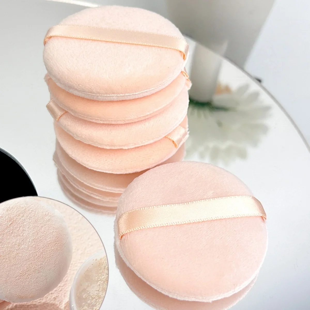 130mmx30mm 슈퍼 점보 스킨 톤 파우더 퍼프, 바디 파우더 퍼프, 리본이 달린 매우 부드럽고 통기성이 좋은 파우더 퍼프