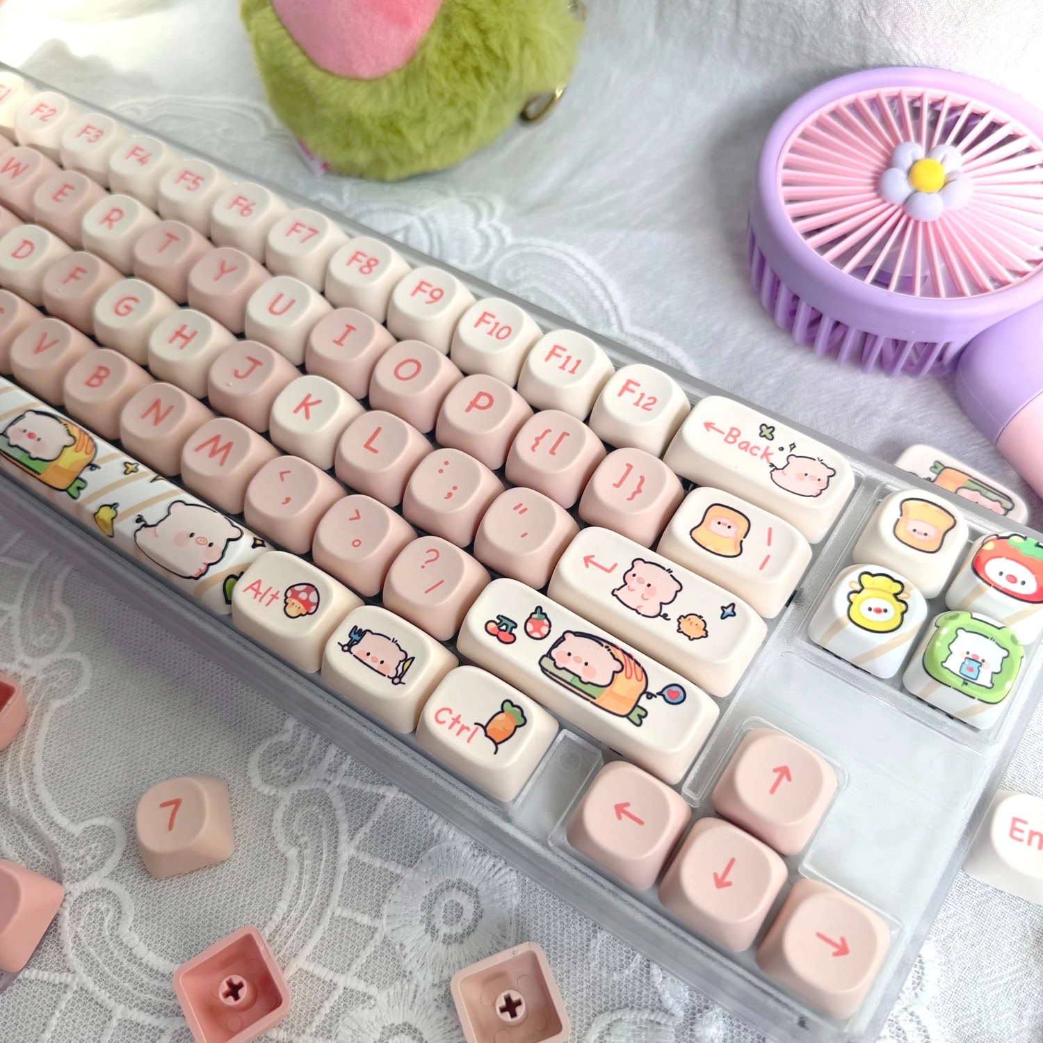 

Cute Little Pink Pig Keycaps for Mechanical Keyboards MOA Profile PBT Key Caps Gaming Keyboard Decor Accessory