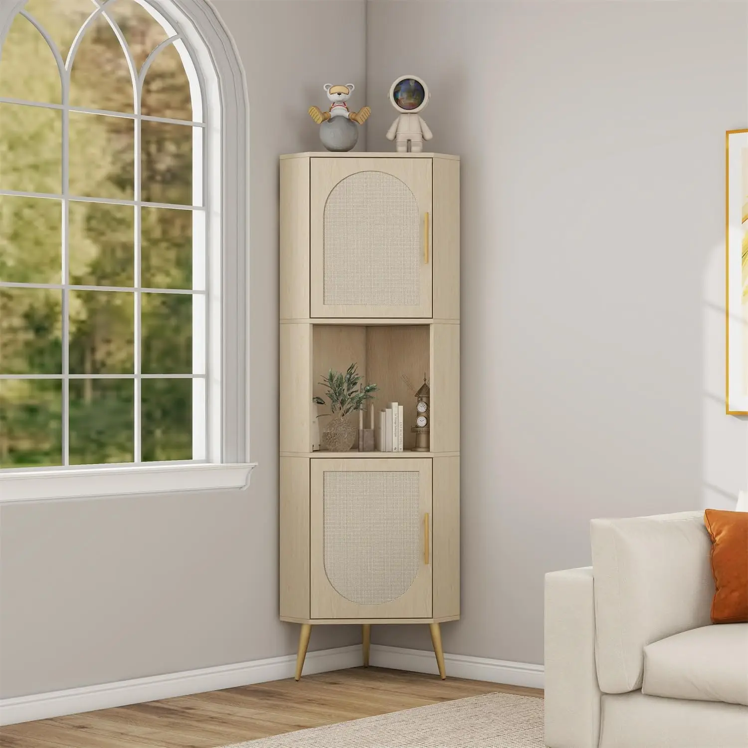 خزانة تخزين بزاوية Zehuoge مع باب من الخيزران الهندي ، خزانة عرض زاوية مع شريط قصب ، خزانة زاوية أرضية ، ببابين ومفتوحين