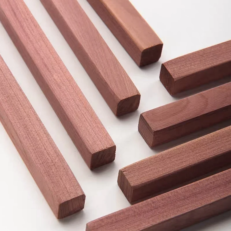 Cedar Sticks Red Cedar Blocks for Closet Storage, Wardrobe Closets Drawers Without any material treatment, mixed impregnation