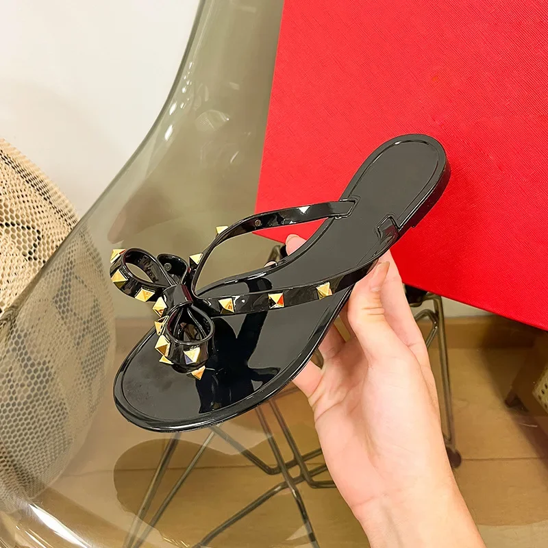 2026 New Arrival Women Soft PU Leather Slides Quilted Metal Ornament Decor Flat Sandals Lightweight Cushioned Insole Non Slip Waterproof Summer Casual Beach Vacation Daily Slippers