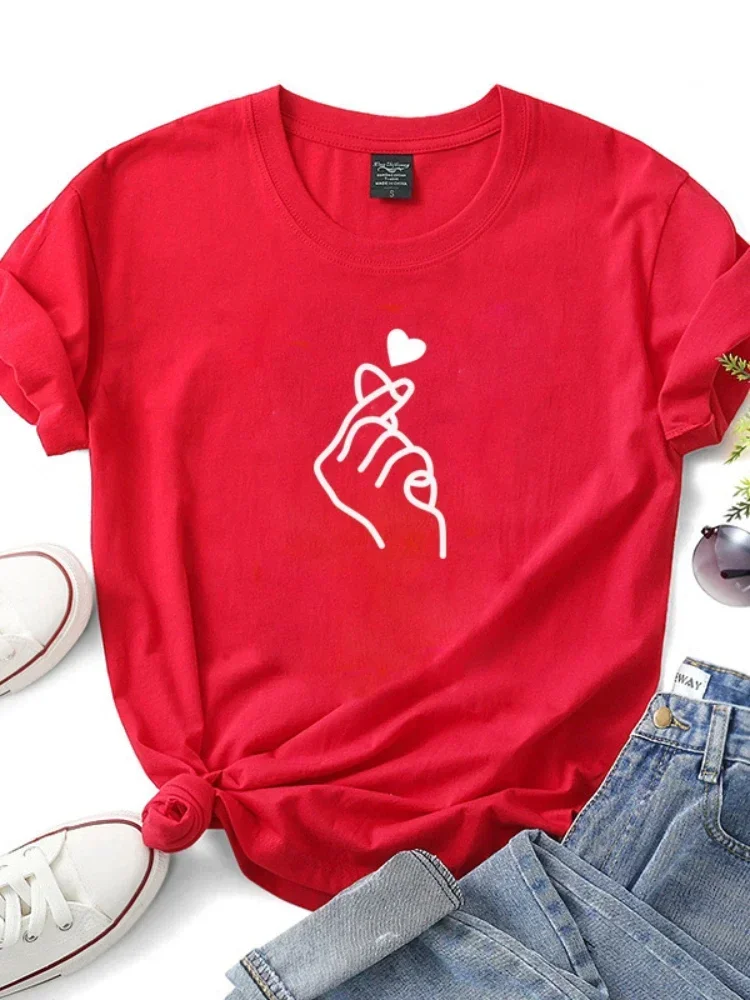 Summer Women Tee Shirt 6 Colors Finger Heart Print T Shirt Women Short Sleeve O Neck Loose Tshirt Tops Clothes Camisetas Mujer