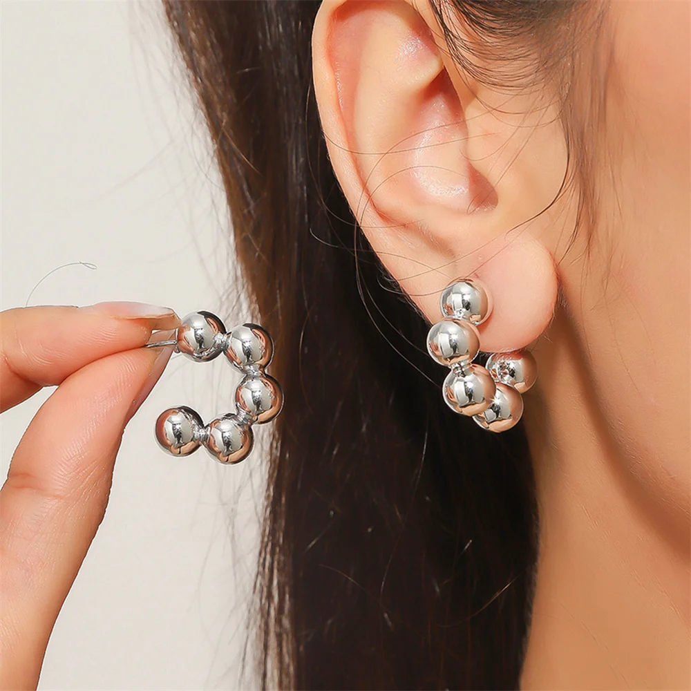 Exquisite Transshipment Ball Metal Style Dangle Earrings For Women Fashion Creative Spherical Jewelry A Gift