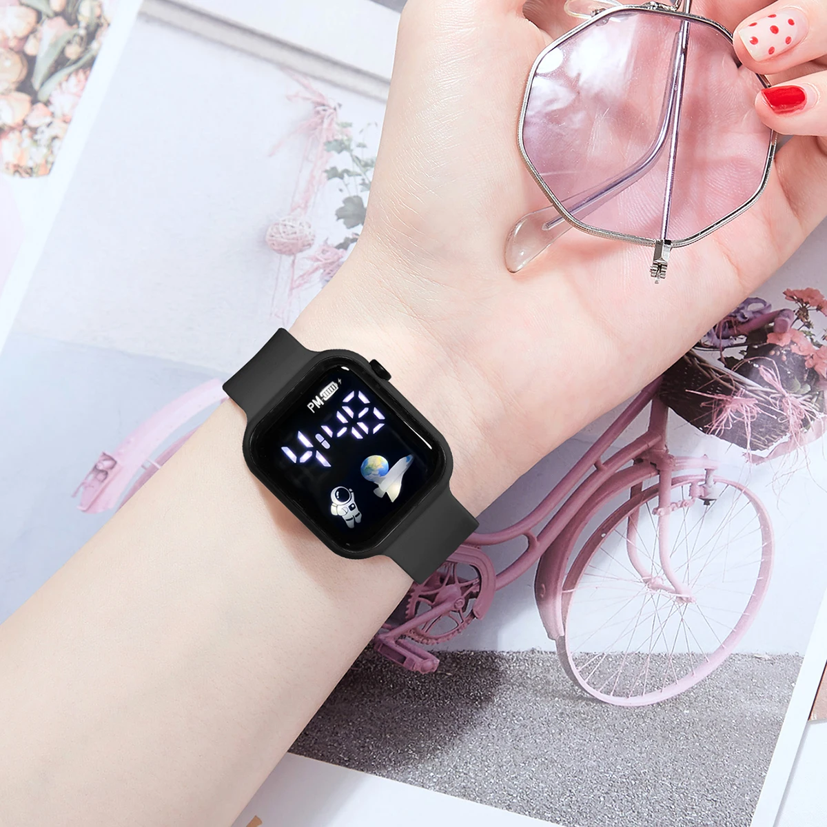Hot Selling 3PCS kids Multifunctional Smartwatch with Minimalist LED Display Astronaut Sports Watch Children\'s Gift