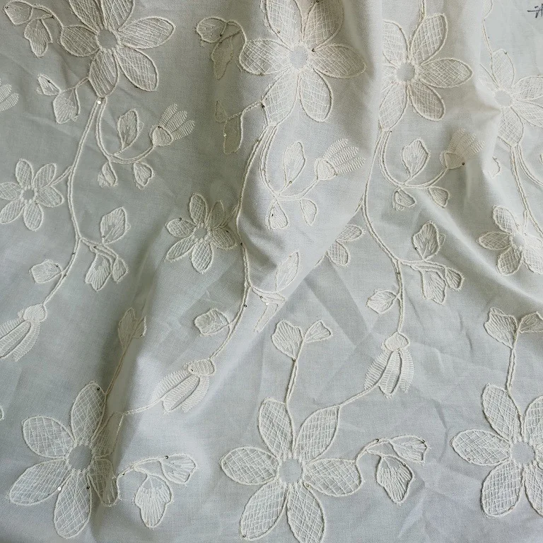 

High-quality natural white 100% cotton 3D cotton rope flower sequin embroidery lace fabric for clothing, DIY sewing fabric