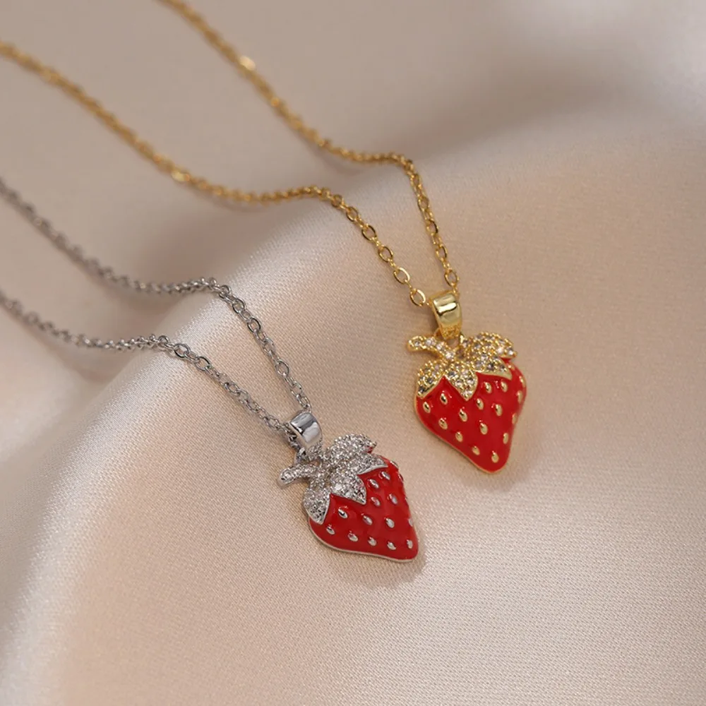 Cute Romantic Strawberry Zircon Pendant Necklace for Women Girls Sweet Stainless Steel Chokers Jewelry Accessories Colorfast