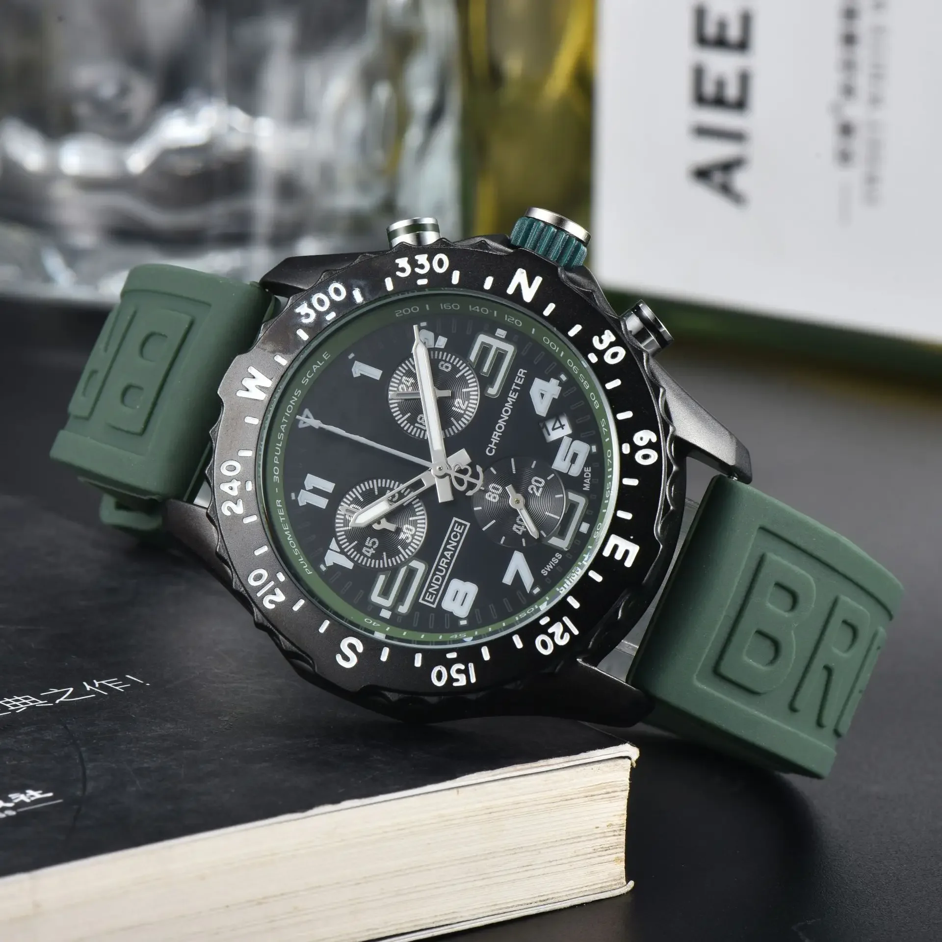 メンズ高級ビジネス クロノグラフ腕時計 - 多機能クォーツ、耐久性のある日付表示、AAA+クオリティ、プロフェッショナルスタイル