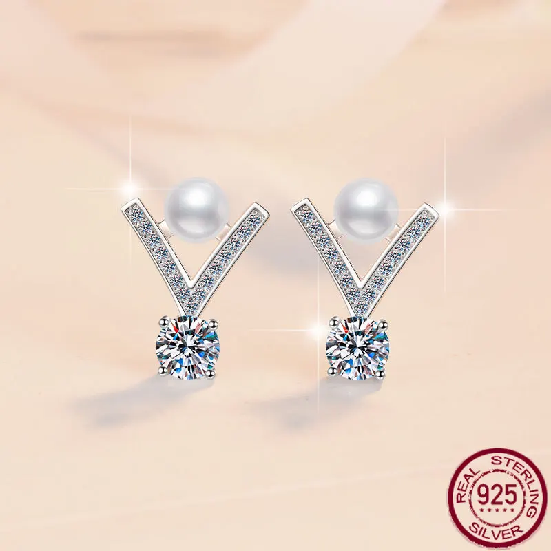 

New S95 pure silver V-shaped freshwater pearl earrings inlaid with D color moissanite, light luxury fashion jewelry for wedding