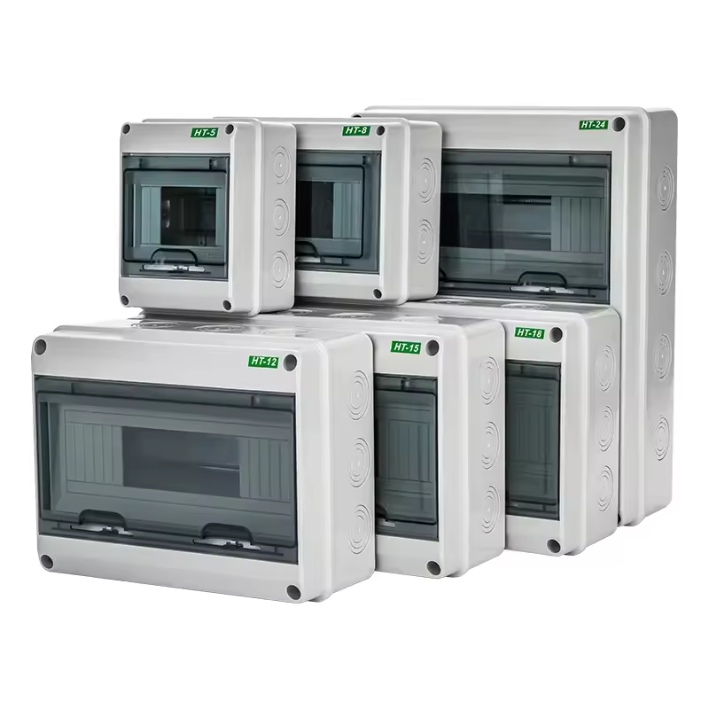 투명 플라스틱 분전함 내부 모습