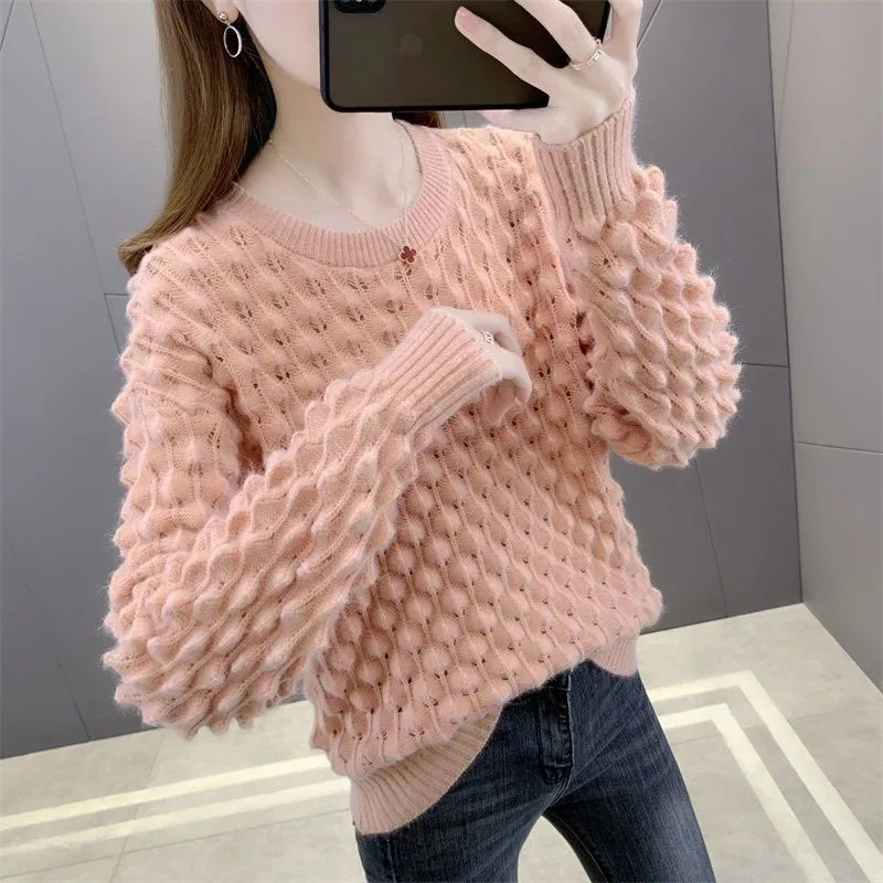 New Autumn/Winter Fashion Korean Edition Hollow Out Solid Round Neck Loose and Versatile Western Style Slim Women\'s Sweater