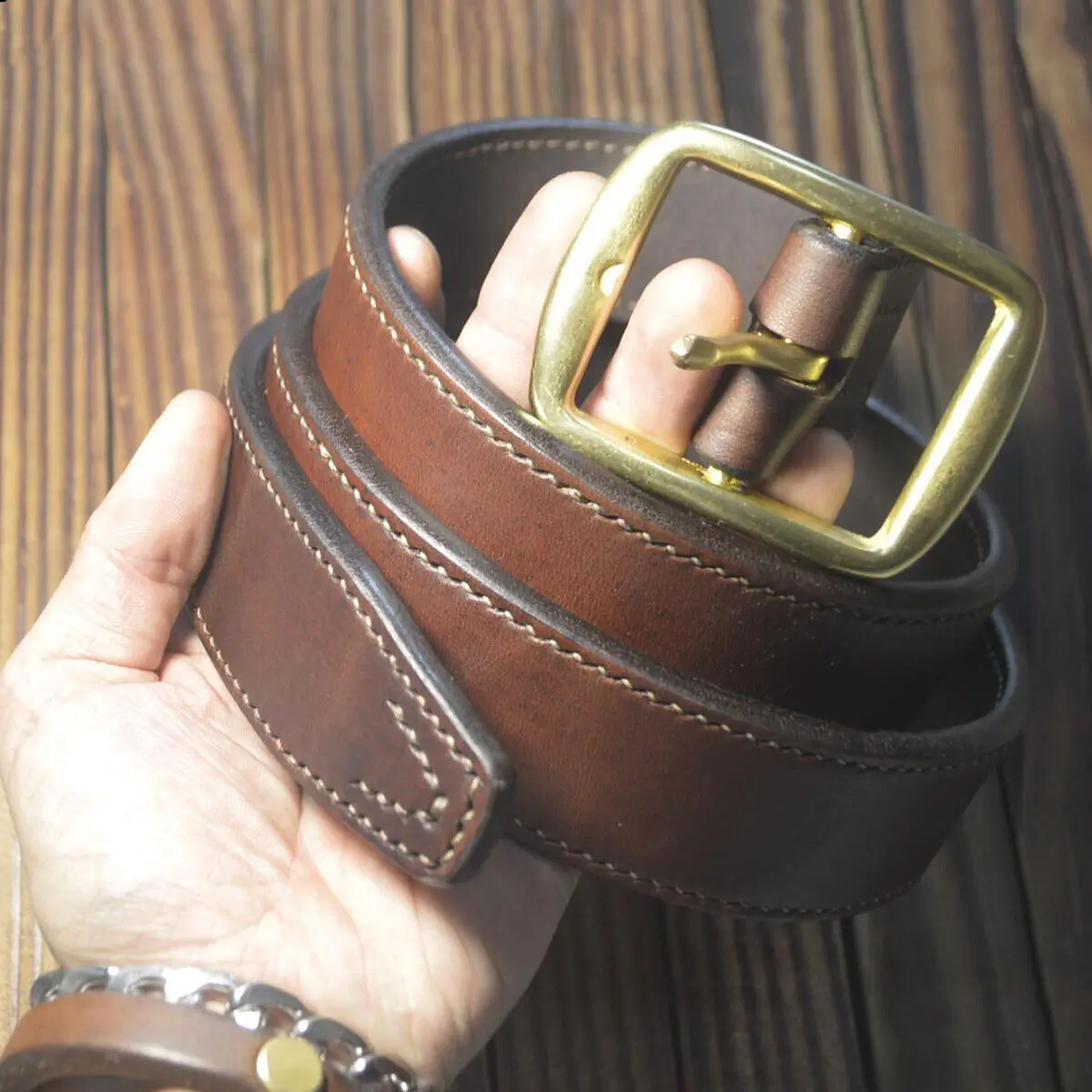 Hand Sewing Custom Made Full Grain Saddle Leather Durable Belt with Brass Buckle