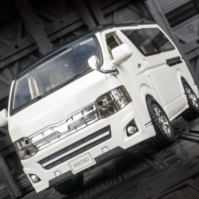 

1:32 Toyota Sea Lion Business Vehicle, модель автомобиля из сплава, маятник, мощность назад, звук и свет, металлическая игрушечная дверь, можно открыть