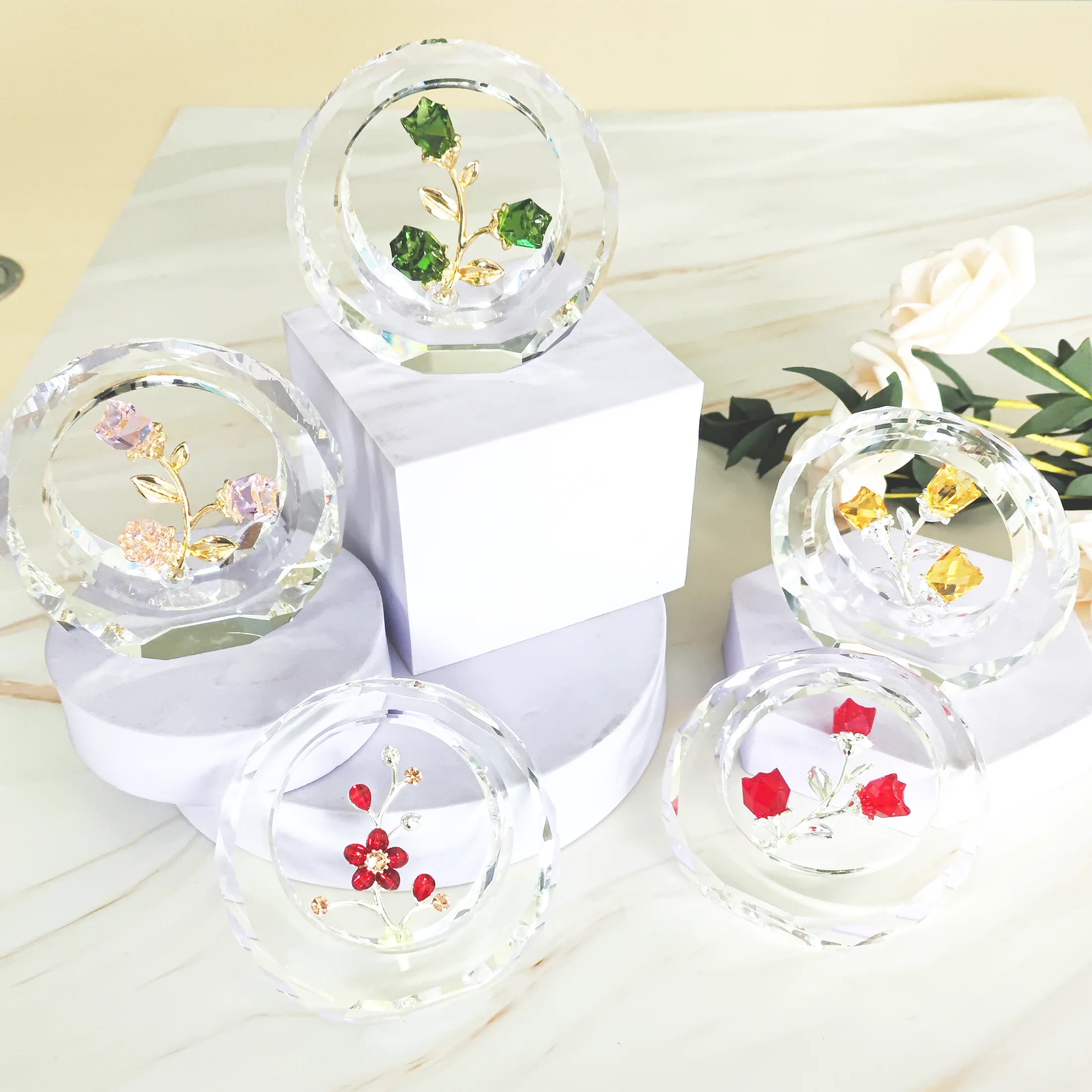 

95mm Crystal Rose Plum Blossom Ornament - Birthday Gift for Girlfriend, Elegant Dressing Table Decoration, Luxury Boutique Gift