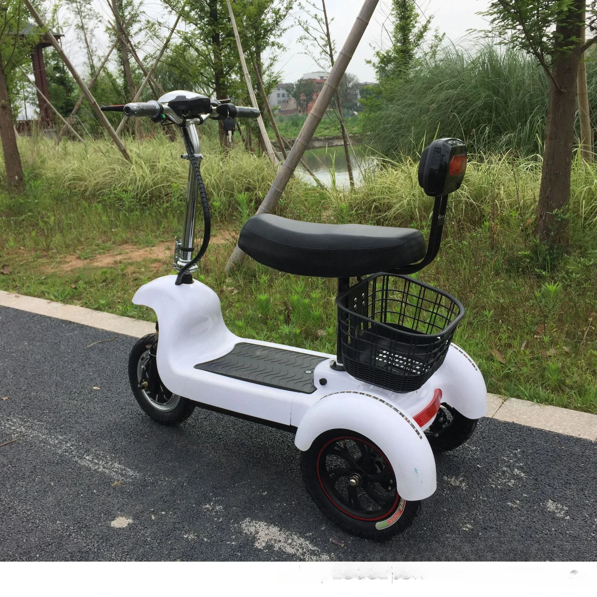 New adult folding lightweight electric scooter mother parent-child double electric tricycle elderly travel