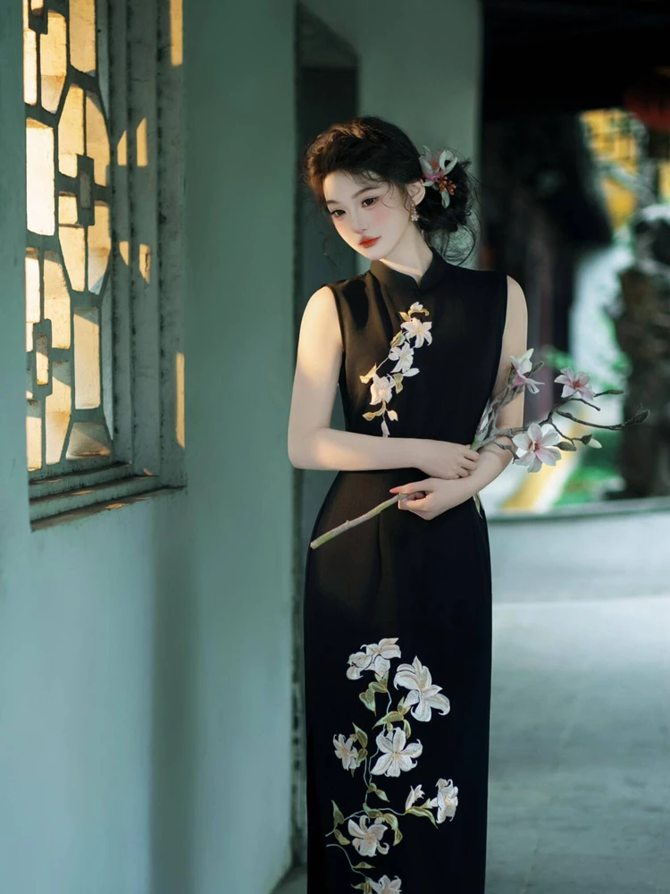 

New 2026 Chinese Style Garden Landscape Photography Studio Elegant Gentle Photography Clothing Women's Fashion