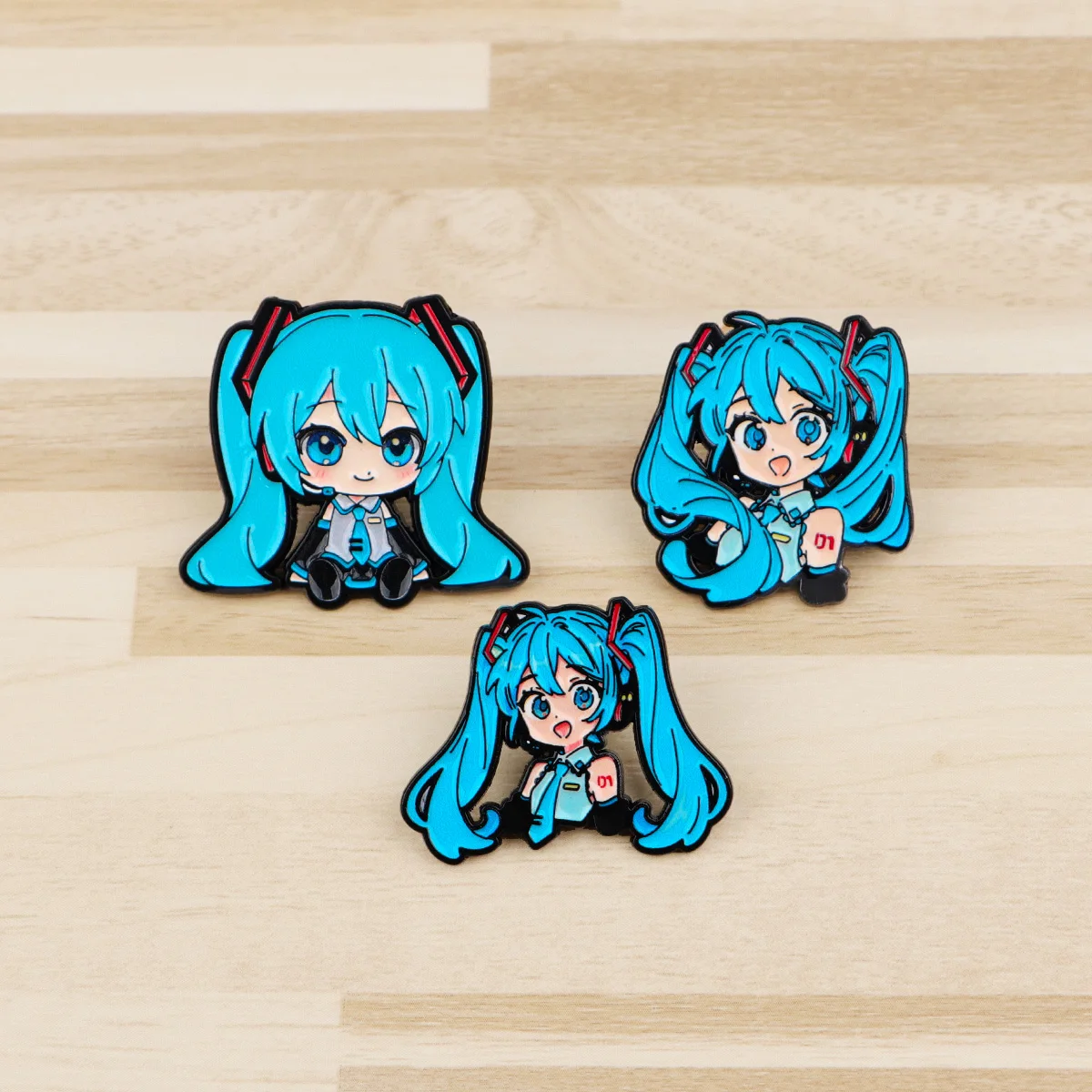 Pin Esmaltado de Menina de Cabelo Azul, Emblemas de Desenho Animado e Anime para Mochila, Broches Femininos, Pins de Lapela para Chapéu, Acessórios de Cosplay, Brinquedos e Presentes