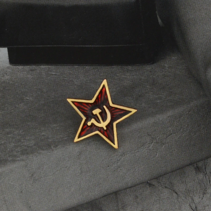 Retro Ussr Symbol Enamel Pin Red Star Sickle Hammer Brooch Soviet Badge Brooch Gift Icon Badge Lapel Pin for Coat Cap