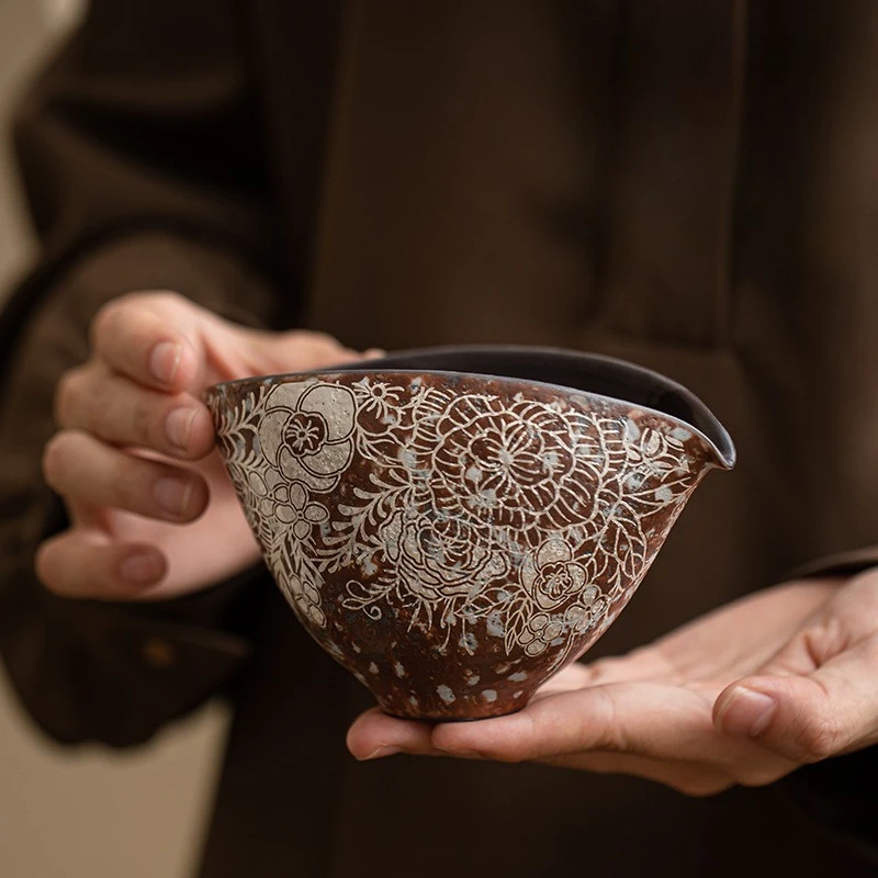 

170ml Old Rock Mud Coarse Retro Gilded Silver Flower Tea Pitcher Ancient Pottery Chahai Coffee Justice Cup Tea Services Supplies