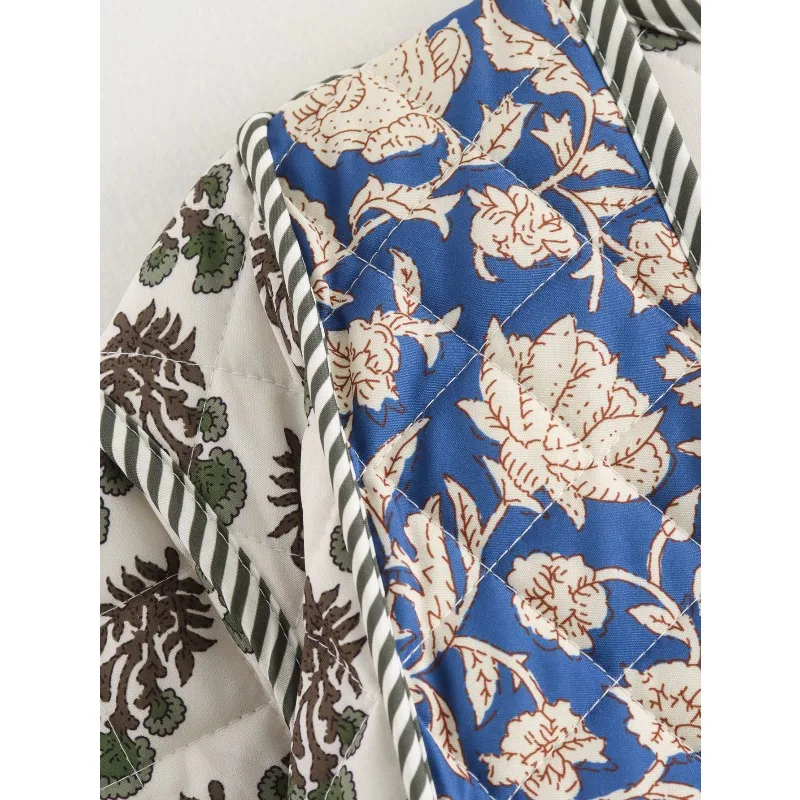 منتجات جديدة لخريف وشتاء 2025 سترة قطنية مبطنة مطبوعة على الوجهين للسيدات