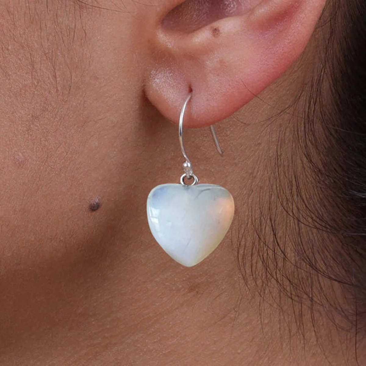 1 Pair of Stylish and Elegant Heart-shaped Natural Stone Ear Hook Earrings, Bridal Jewelry Accessories, Women's Anniversary Holiday Gifts, Christmas Gifts, Must-have Jewelry for Girls