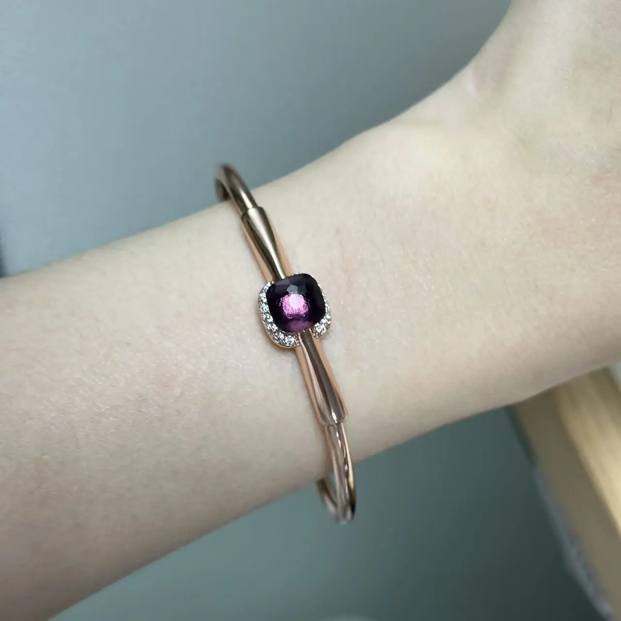 

Изящный браслет 8 мм с регулируемым размером, подходит всем, с кристаллами цвета леденца, инкрустированный цирконами, элегантное украшение