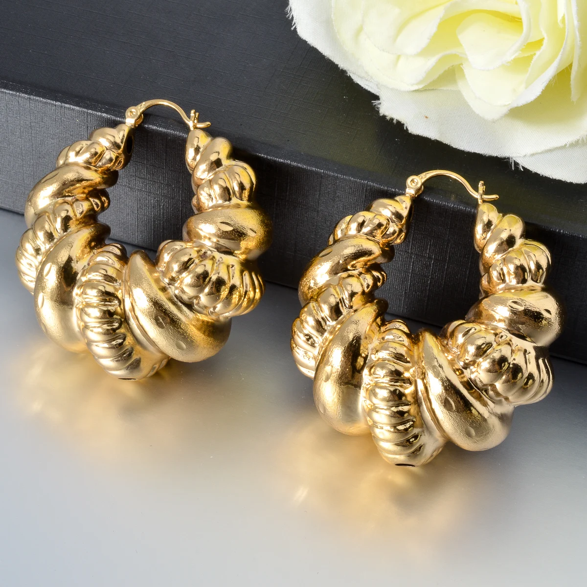 Sunny Jewelry Fashion Copper Large Geometry Earrings For Women Girl Spiral Hoop Earrings Ear Clip Lady Wedding  Jewellery Gift