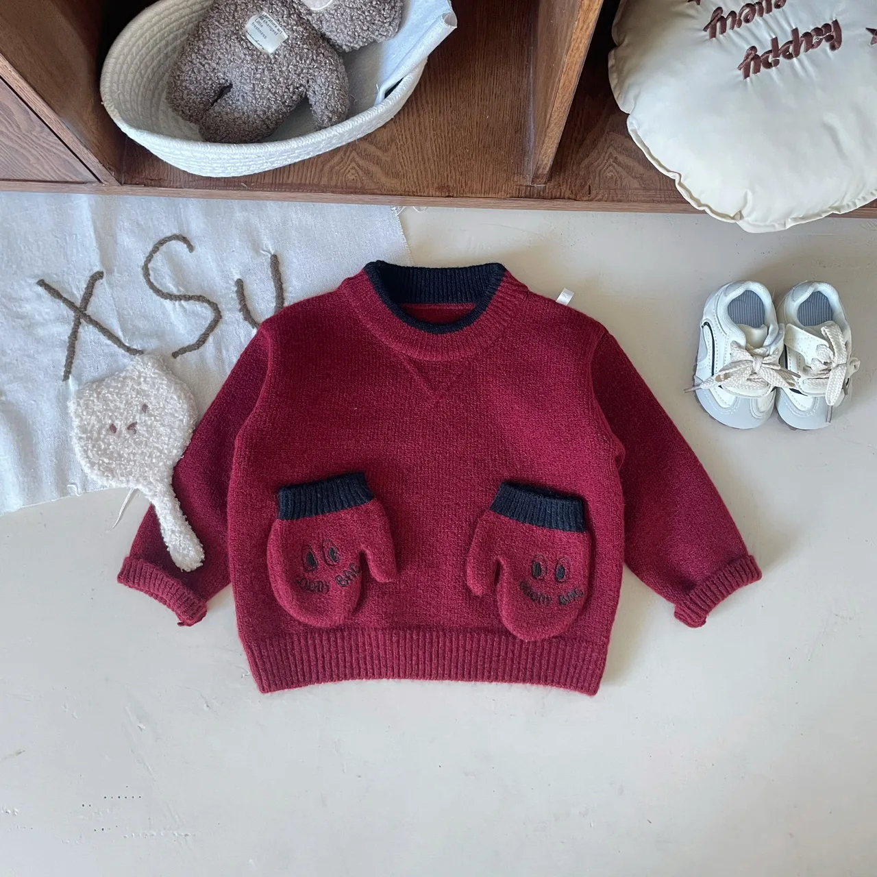 Boys Cartoon Pullover Knit Sweater Winter Warm Kids Top With Hand‑Shaped Pocket Stylish Baby Boy Outfit