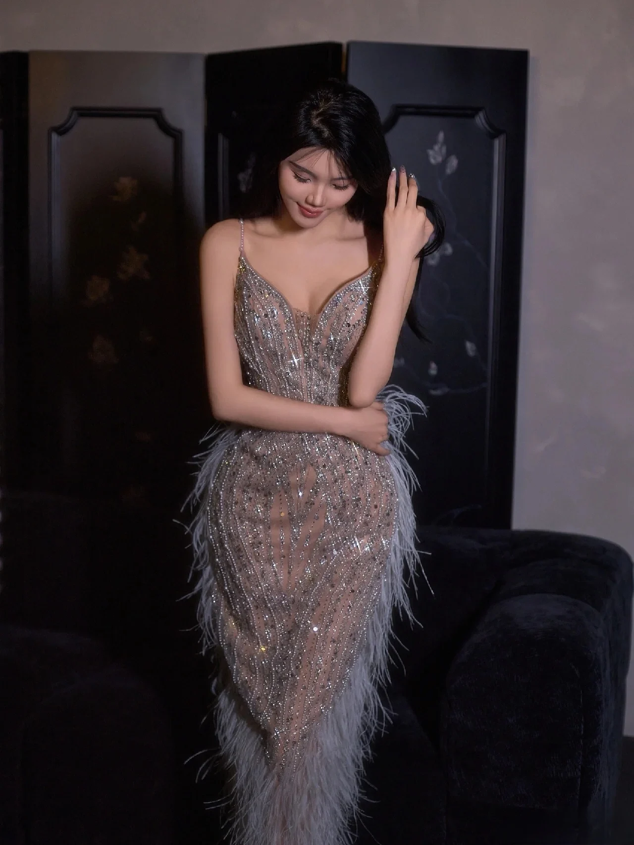 Hot Sale White Nude Mermaid Spaghetti Strap Beaded Feather Evening Dresses Prom Gowns 2023 For Woman Wedding Party LA72047