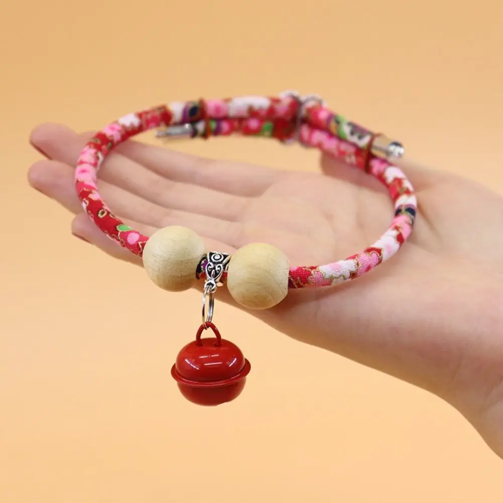Natural Insect Repellent Camphor Wood Flea & Tick Pet Collar Insect Prevention Adjustable Cat Necklace Anti-mosquito Universal