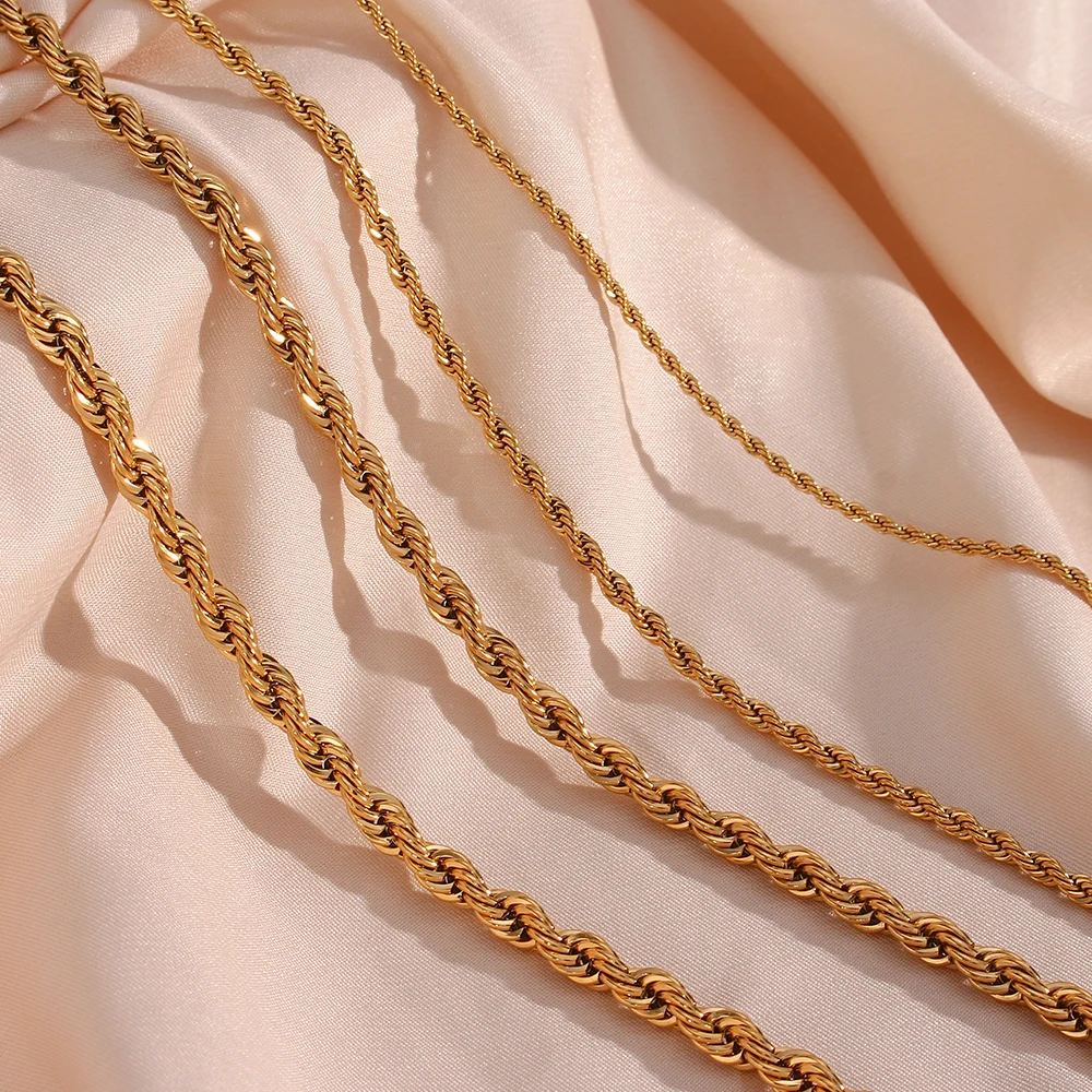 Minimalistyczny podstawowy złoty kolor skręcony łańcuszek Choker naszyjniki dla kobiet Street Style biżuteria ze stali nierdzewnej złoty naszyjnik