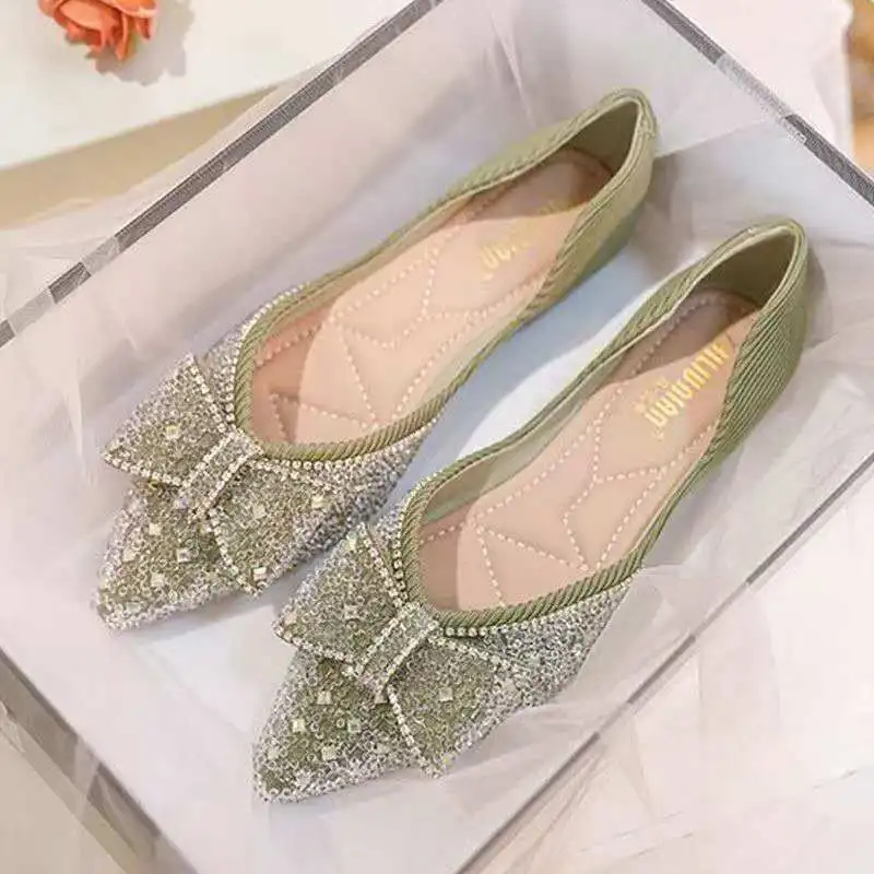 

2026 Spring Autumn pointed-toe women's shoes featuring fashionable style rhinestone accents soft sole lightweight flat design