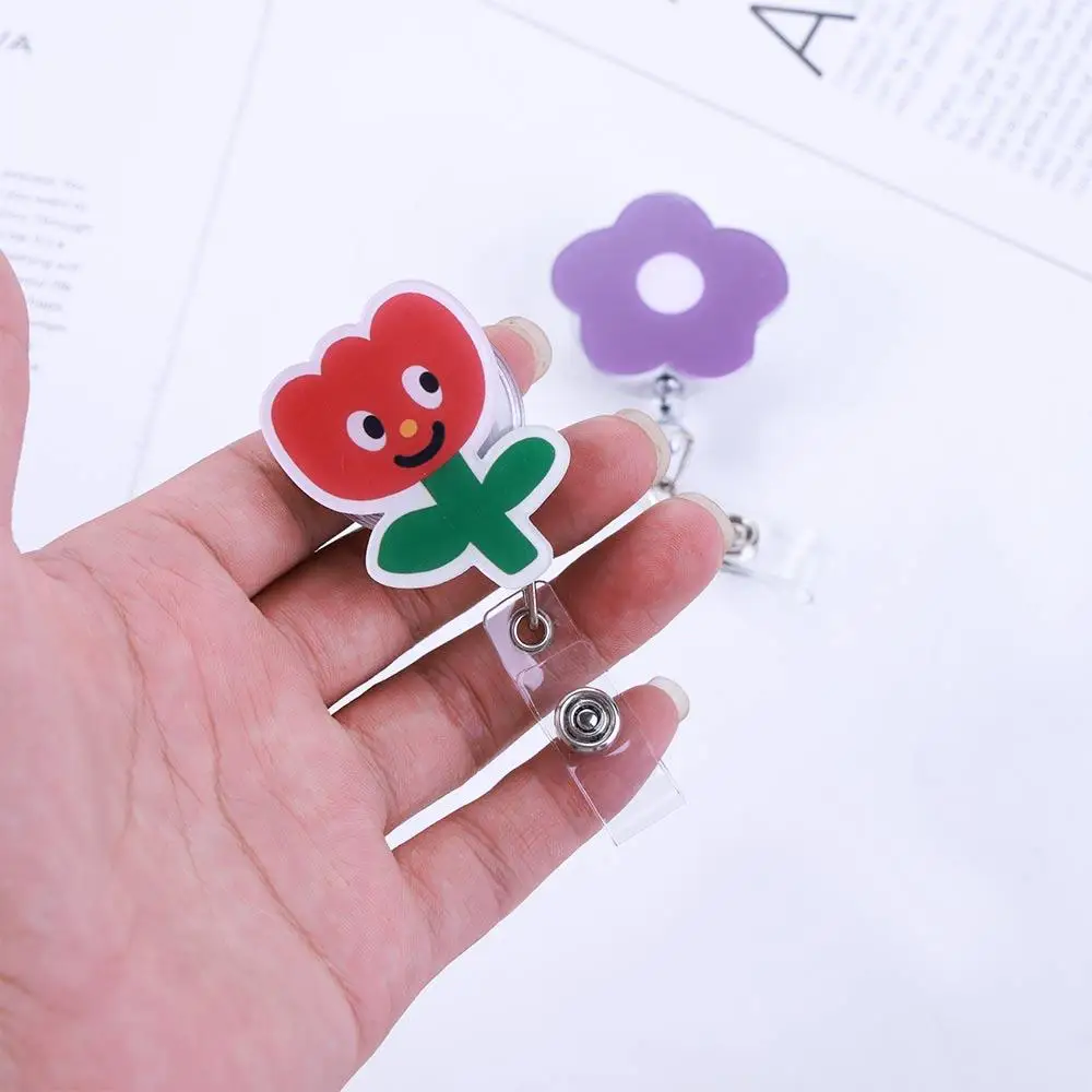 لطيف لون الحلوى بكرة كليب ممرضة طبيب طالب الكرتون حامل بطاقة الاسم قابل للسحب شارة بكرة مقاطع بطاقة الهوية شارة حامل