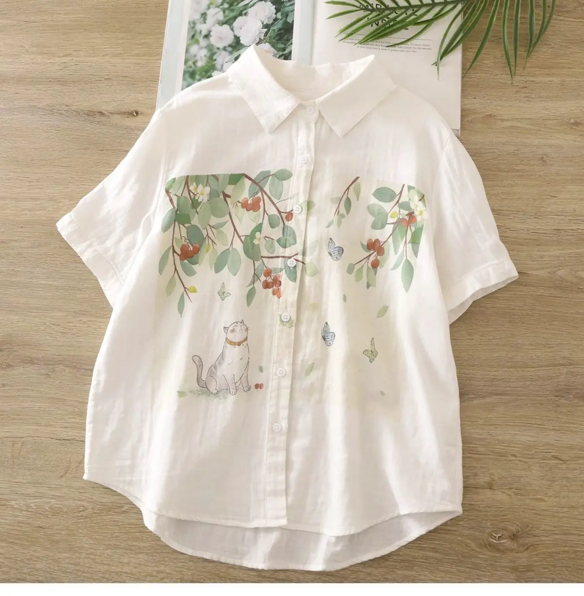 Small fresh and cute cat print lapel short-sleeved shirt for women 2024 summer new loose artistic top for women women clothing