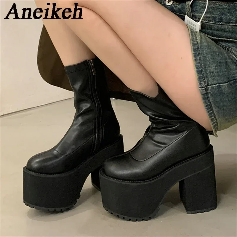 Aneikeh, nuevos zapatos de mujer de suela gruesa, botas de plataforma Punk de tacón grueso Retro, botas cortas de tacón alto con cabeza redonda, Otoño/Invierno 2025