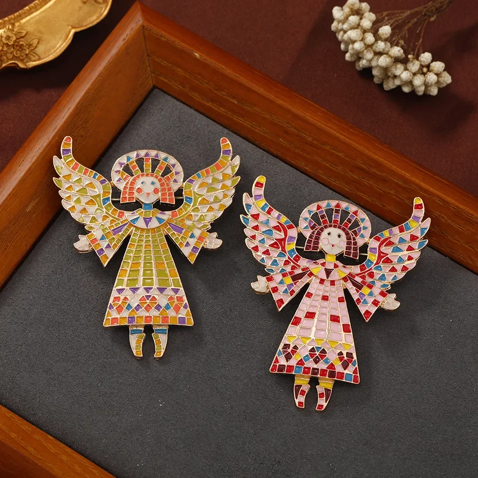 Creative Lovely Angel Brooches For Women Enamel Pins Spread Wings Angel Girl Party Office Brooch Pin Gifts