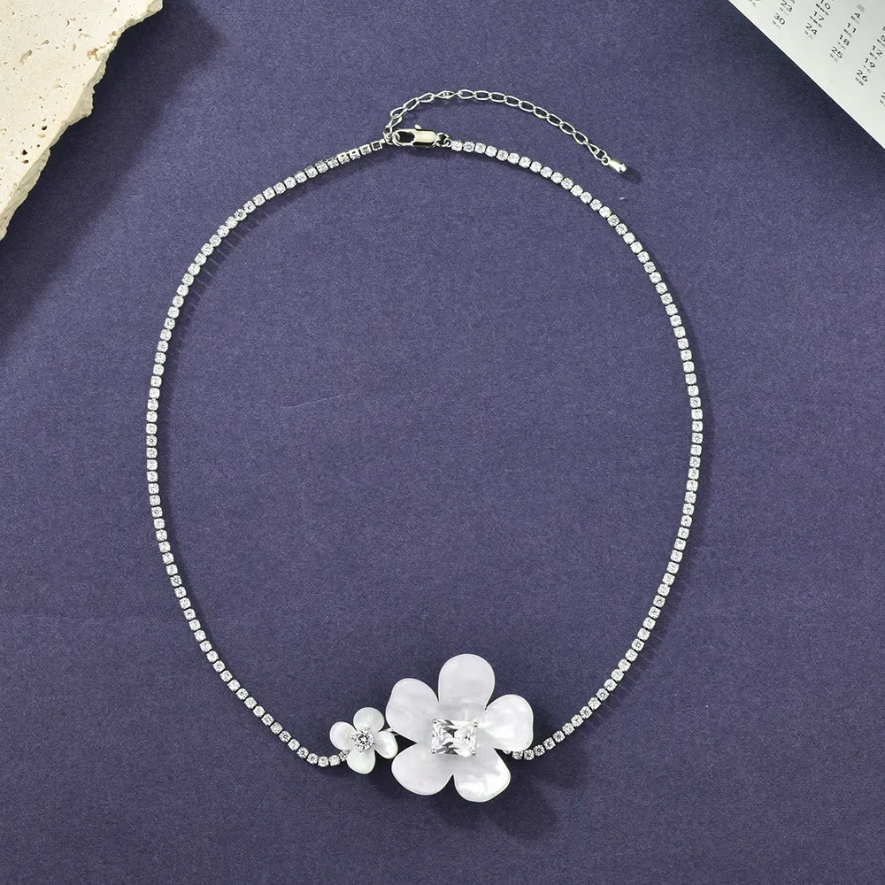 

2025 Magnolia Flower String Necklace, elegant collarbone chain, personalized collar crystal necklace