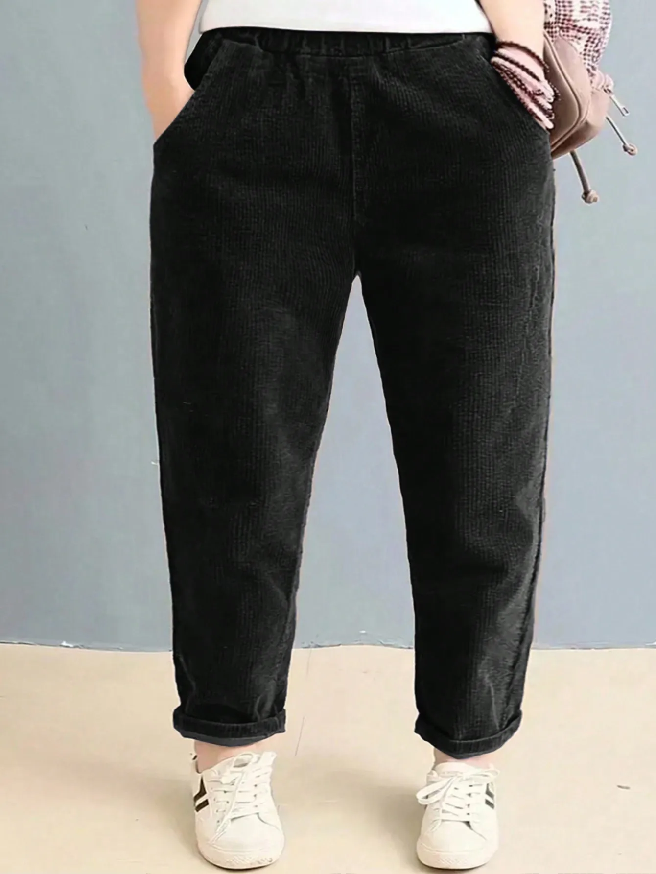

Plus Size Women's Solid Black Corduroy Pants with Elastic Waist Casual Fit