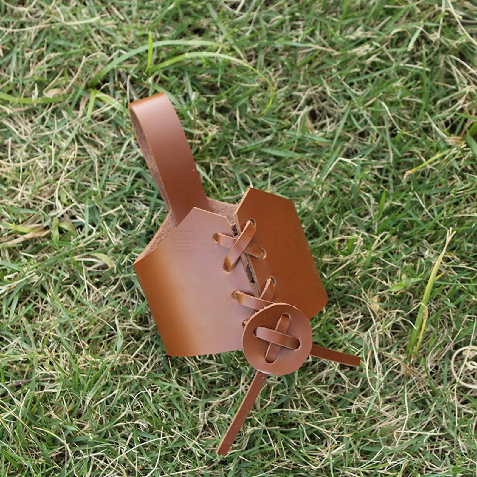 Mug Holder PU Leather Medieval Accessory Drink Belt Holder Horn Viking Belt Attachment with Strap Tankard
