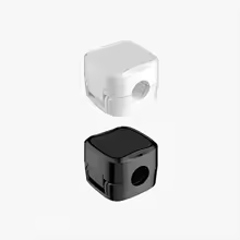 Black & White WireHub