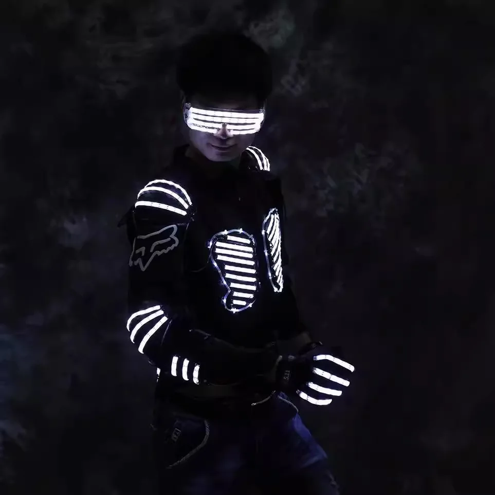 

Nightclub bar drinking atmosphere props annual meeting event performance led luminous suit light strip armor stage performance s