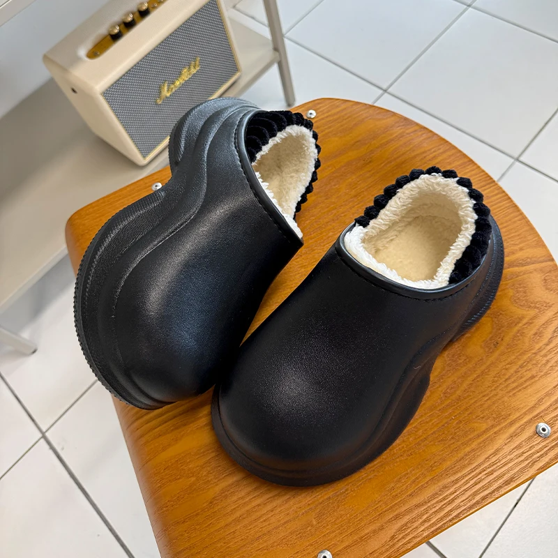 

Зимние теплые женские тапочки на платформе с плюшевой подкладкой, черные удобные сабо на массивной подошве для дома и улицы, модная нескользящая уютная обувь