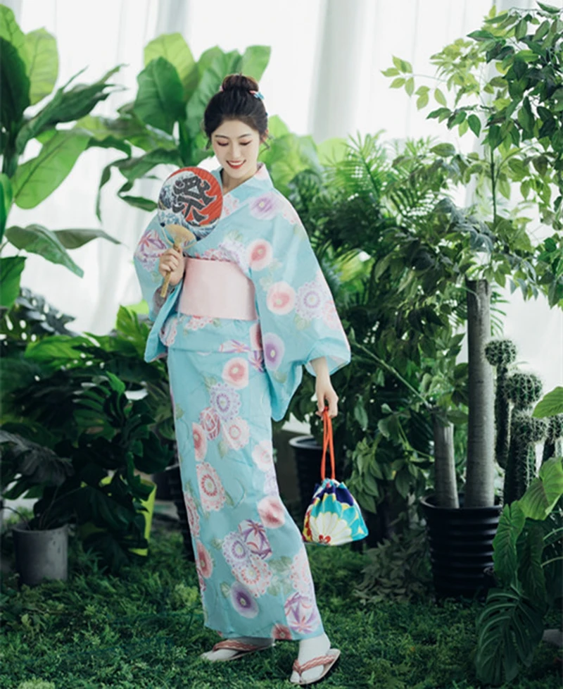 

Women's Yukata Traditional Japan Kimono Robe Photography Dress Cosplay Costume Flower Prints Vintage Clothing Single Cloth