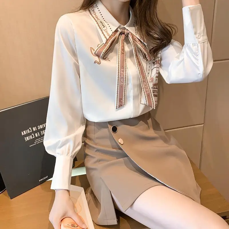 Autumn New Korean Fashion Printing Turn-down Collar Blouse Female All-match Bow Long Sleeve Shirts Women Clothes Sweet Top Tee