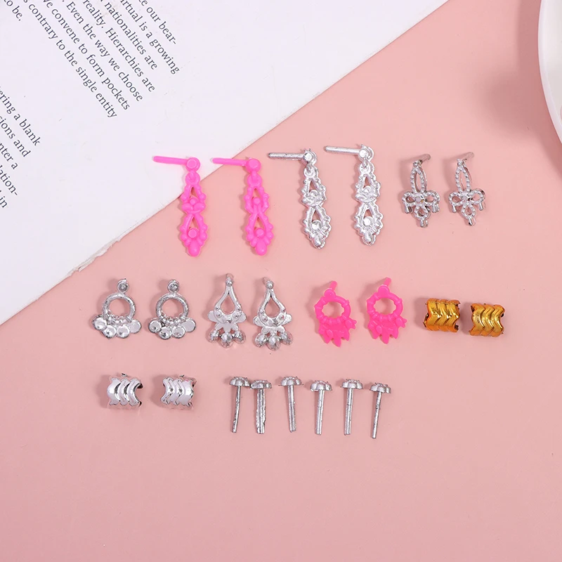 10pcs Dollhouse Electroplated Crown Necklace Earstuds Bracelets Earrings Pendant Pack Accessories Dressing Princess Doll Toy